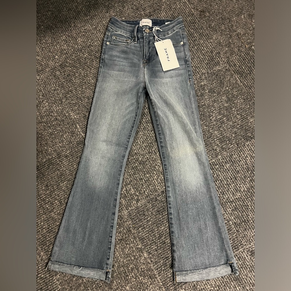 Frame Le Crop Mini Boot Step Fray Jeans